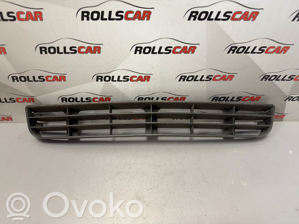 Audi A6 S6 C4 4A Front bumper lower grill 