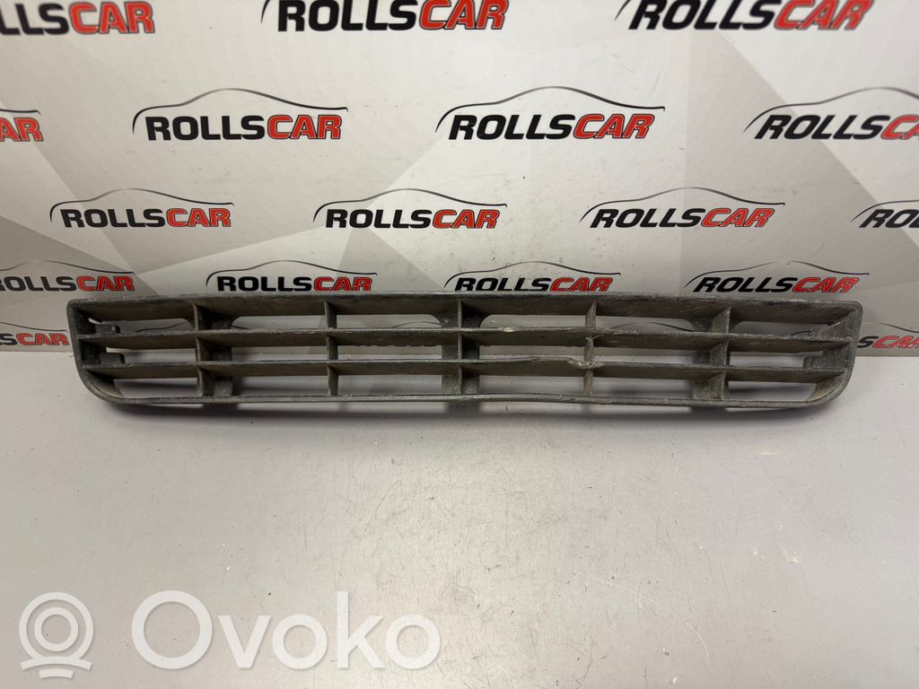 Audi A6 S6 C4 4A Front bumper lower grill 