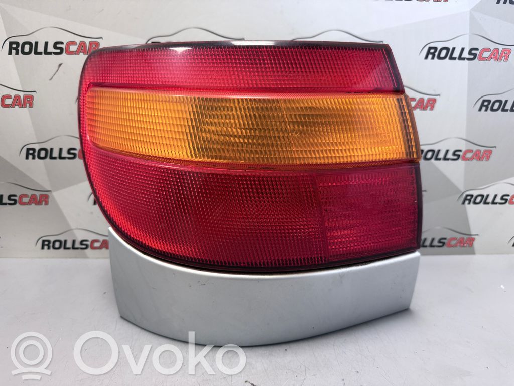Toyota Carina T190 Rear/tail lights 