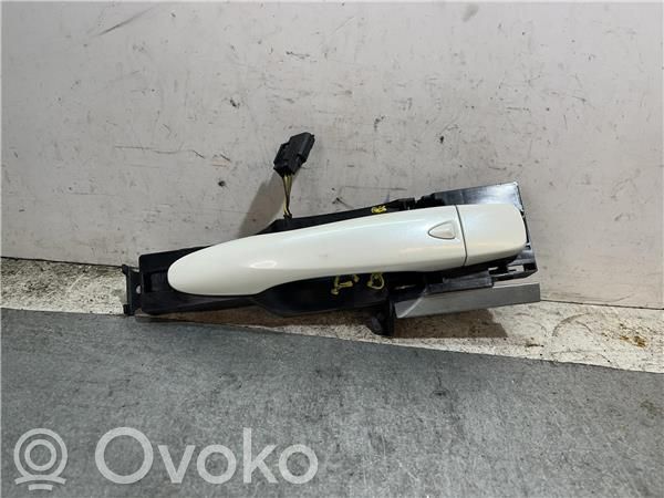 Nissan Qashqai Klamka zewnętrzna drzwi przednich 