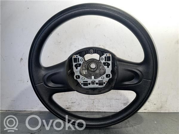 Ohjauspyörä   606308400