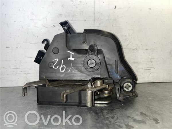Front door lock   82534310