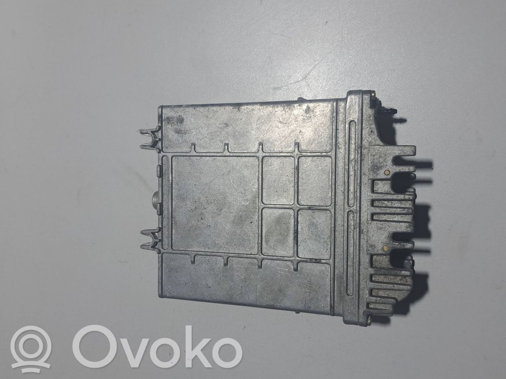 Engine control unit/module   028906021BD,0281001438,28SA2888