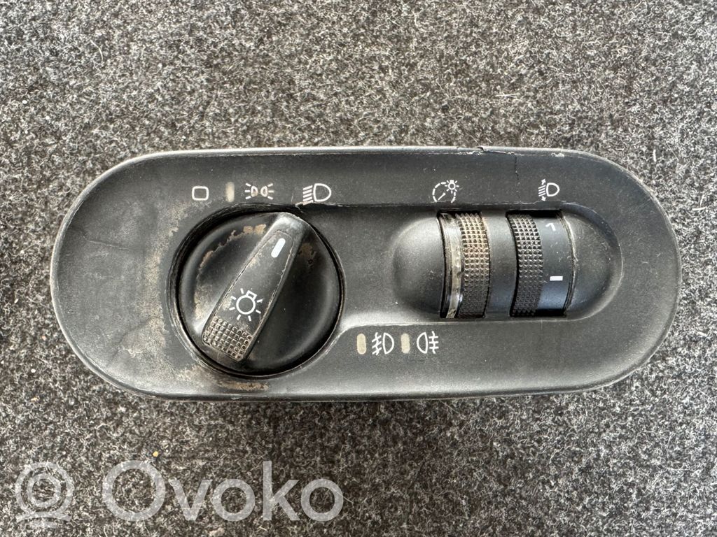 Seat Alhambra (Mk1) Interruptor de luz 