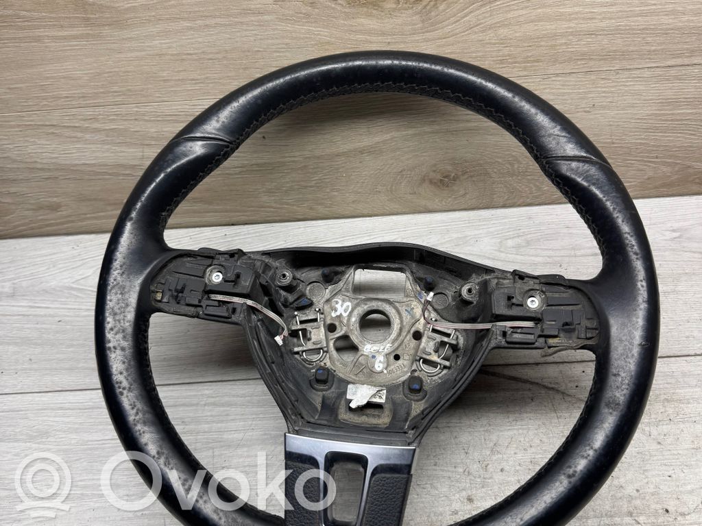 Volkswagen PASSAT B6 Ohjauspyörä 