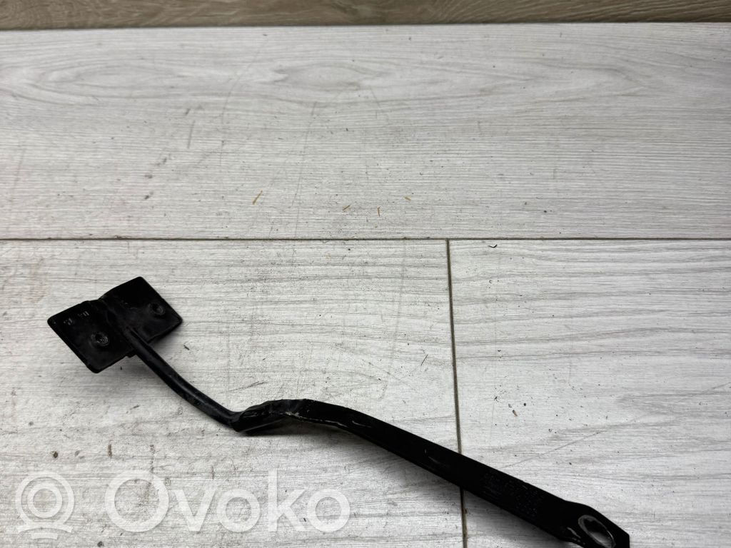 Audi A3 S3 8V Altra parte del vano motore 