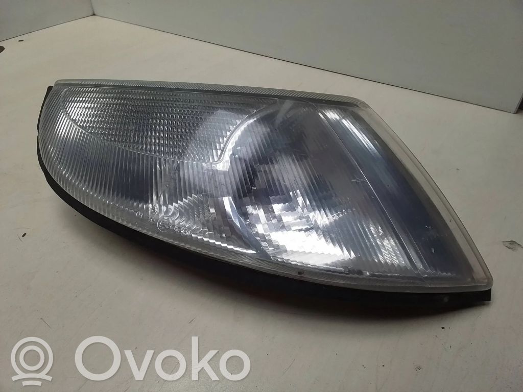 Saab 9-5 Front indicator light 