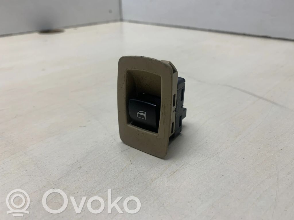 Electric window control switch   159399010,6945876,15979800