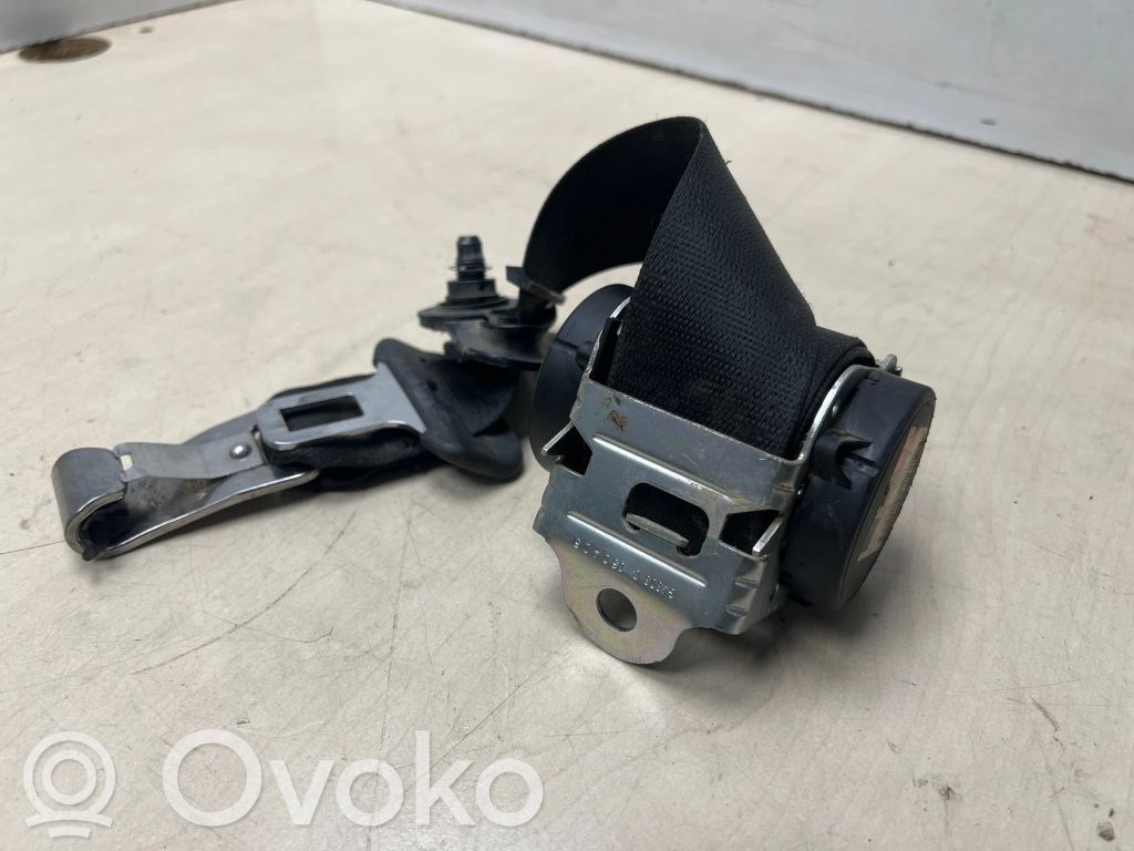 Opel Zafira B Cinturón trasero 