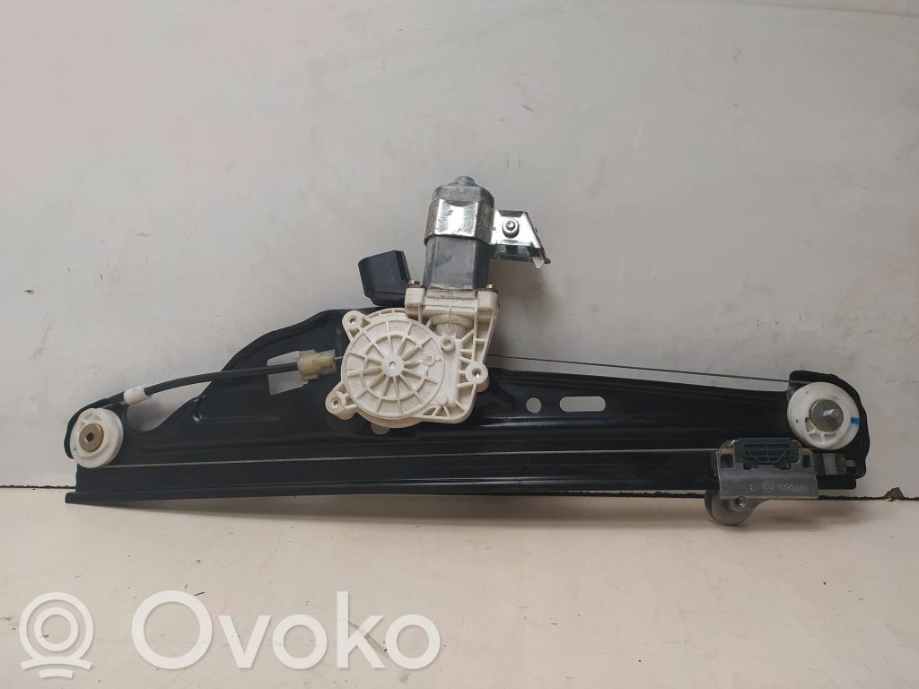 BMW 5 E60 E61 Regulador con motor de la ventanilla de la puerta corredera 