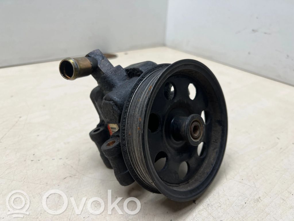 Power steering pump   XS4E3A733AC,1358497,1358536,1364116,4089690,XS4C3A696GB