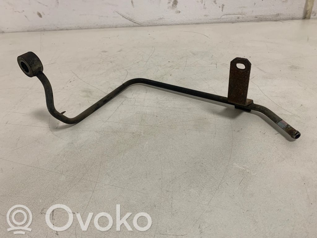 Turboahtimen öljyletku