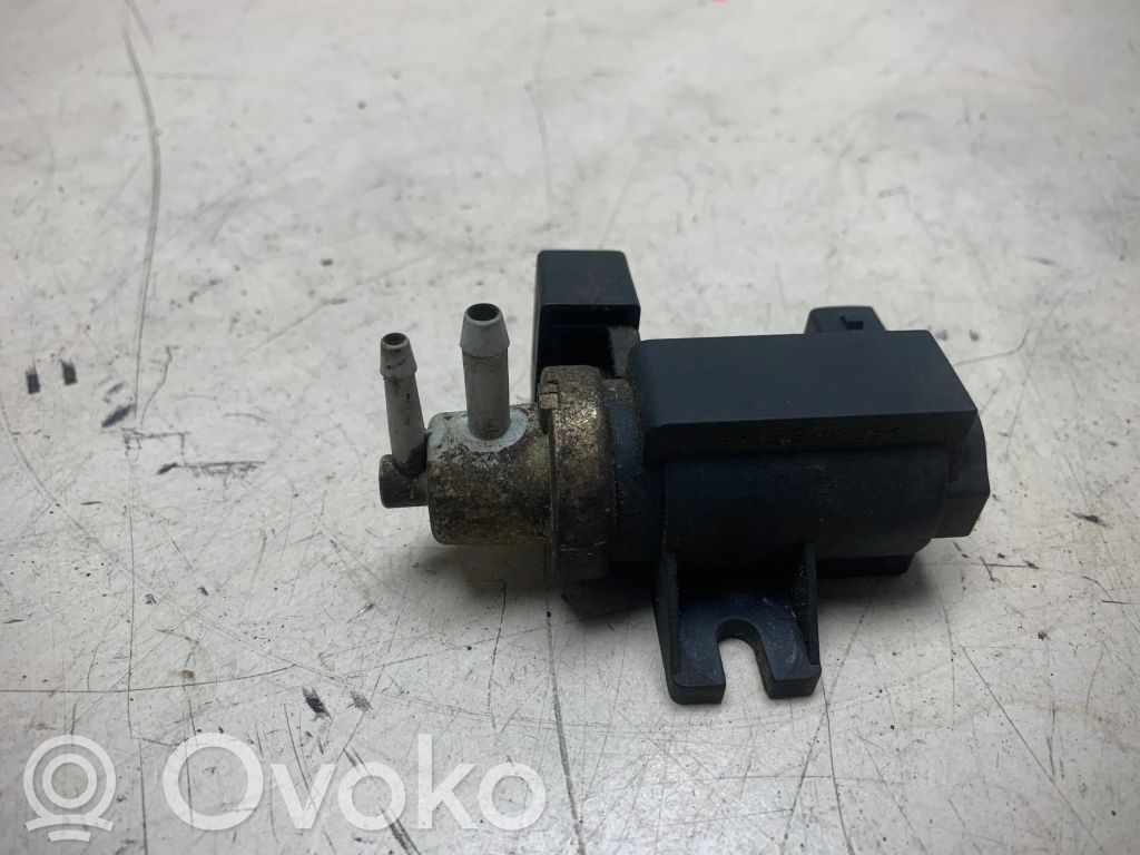 Opel Meriva A Turboahtimen magneettiventtiili 