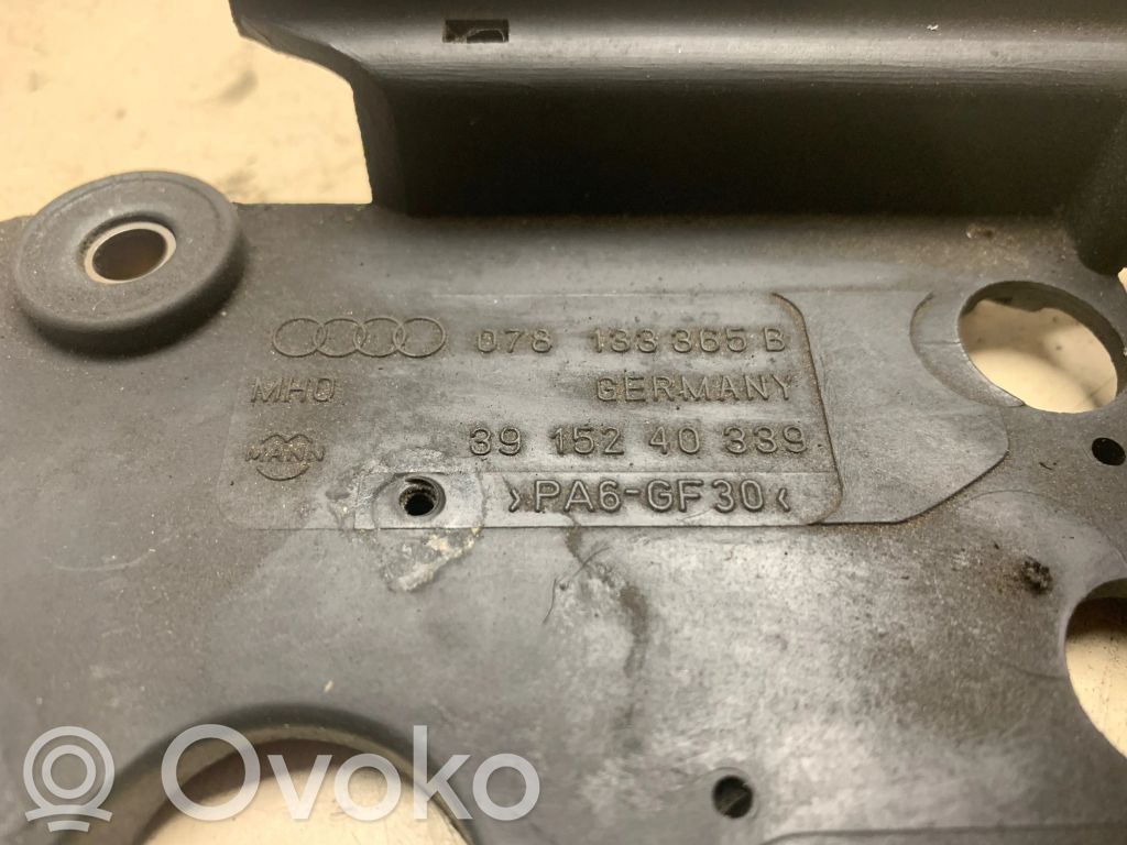 Volkswagen PASSAT B5.5 Engine mounting bracket 