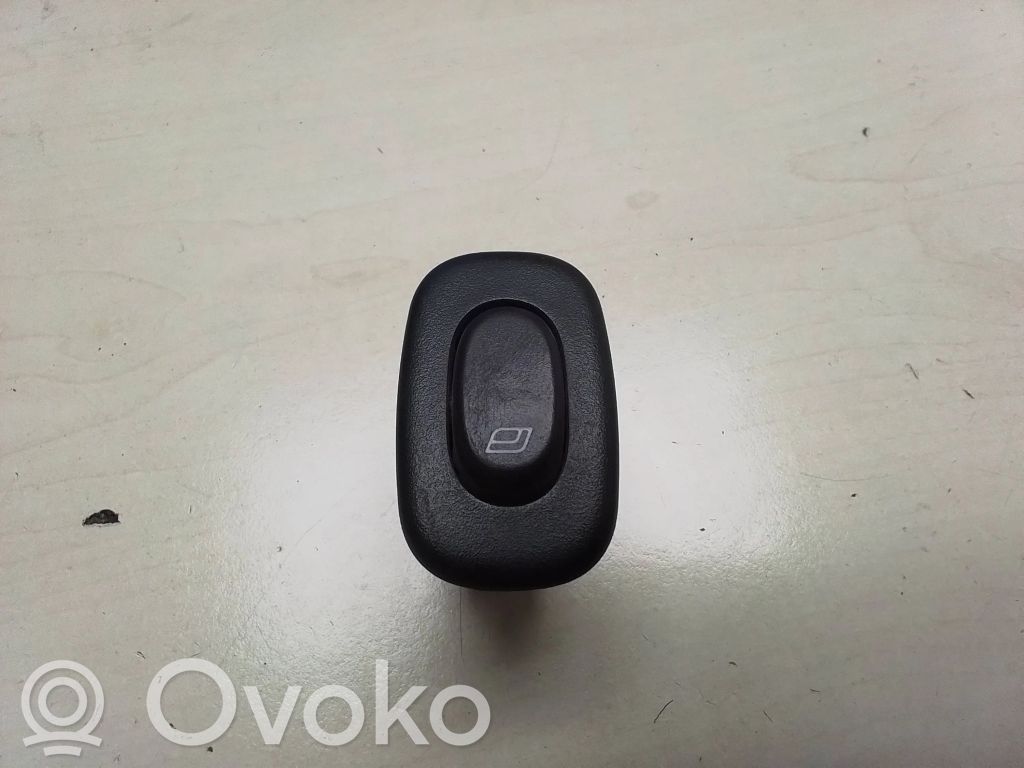Electric window control switch   12755559,W617K