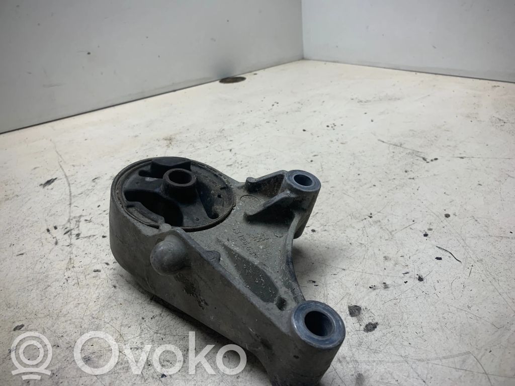 Opel Astra H Suport tampon motor 