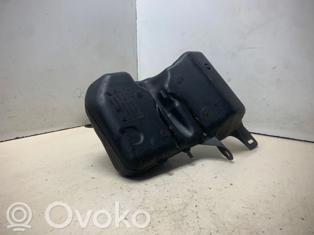 Citroen C5 Tuulilasinpesimen nestesäiliö 