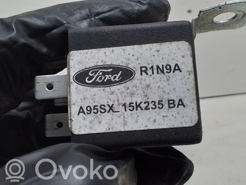Ford Mondeo MK IV Muu rele 