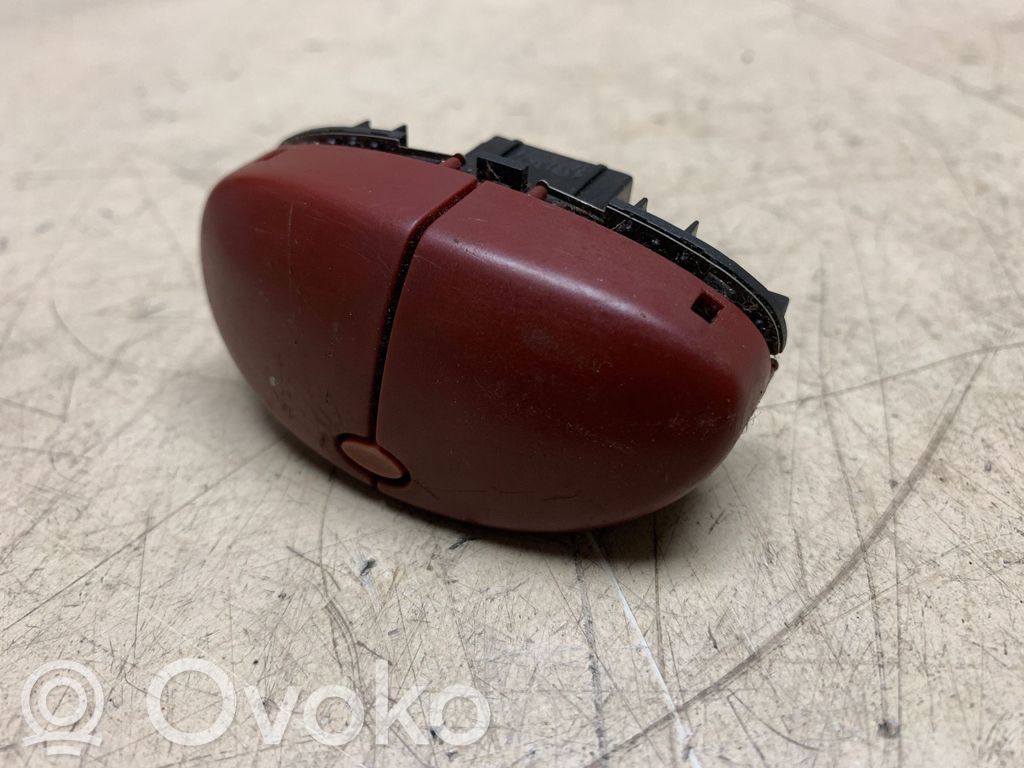Citroen Xsara Picasso Hazard light switch 