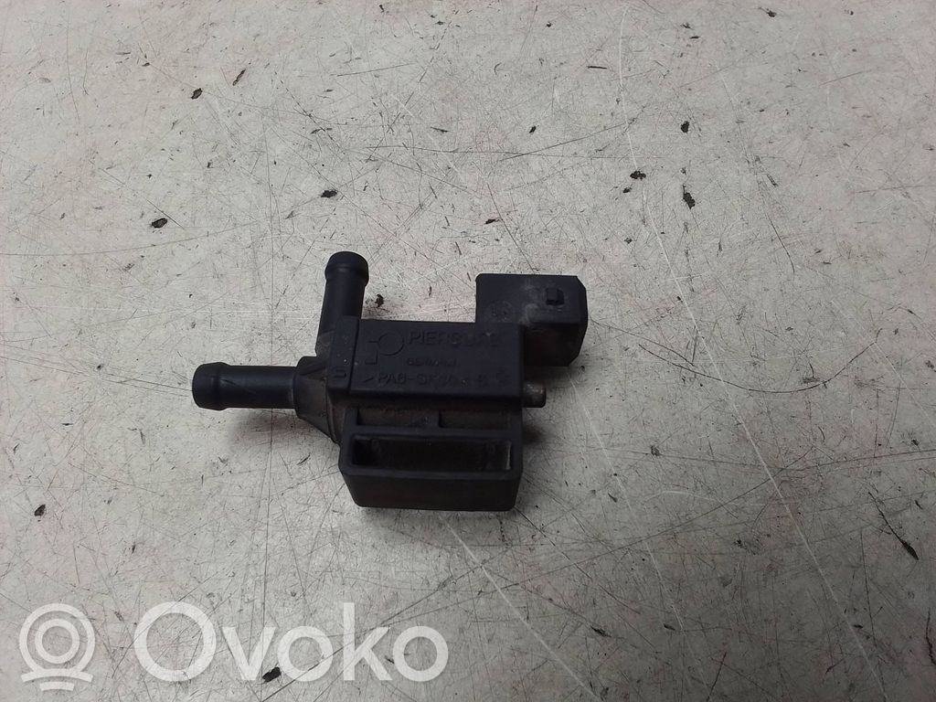 Volvo S80 Zawór podciśnienia / Elektrozawór turbiny 