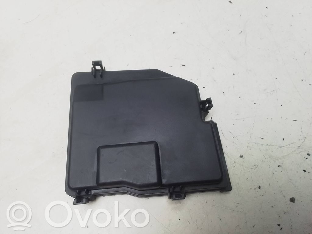 Honda Civic Fuse box cover 