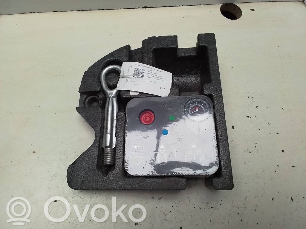 BMW X1 E84 Tool set 