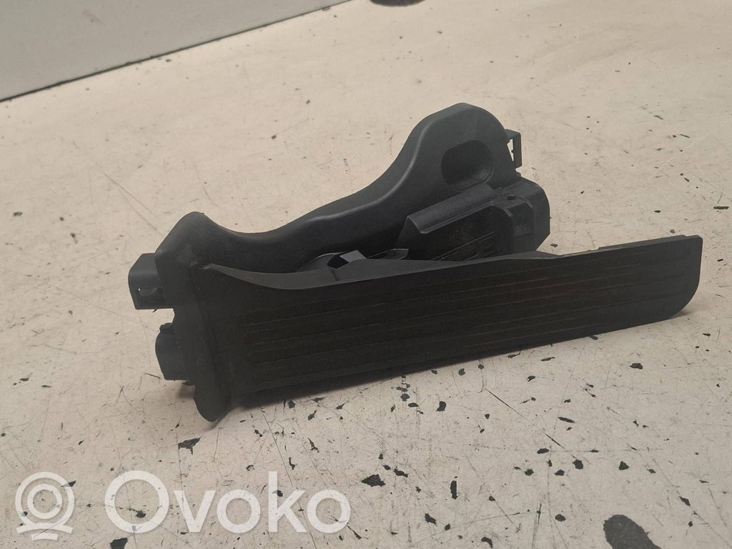 Pedał gazu / przyspieszenia   1K1721503P,74122000,105428,110209