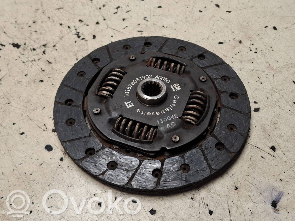 Opel Corsa C Sankabos diskas 