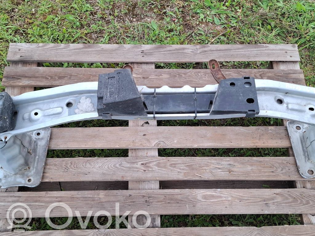 Poprzeczka zderzaka tylnego   9BA675