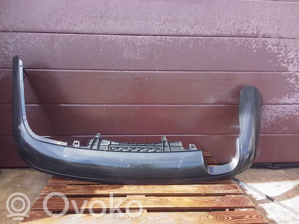 Volkswagen PASSAT B6 Borde del parachoques delantero 