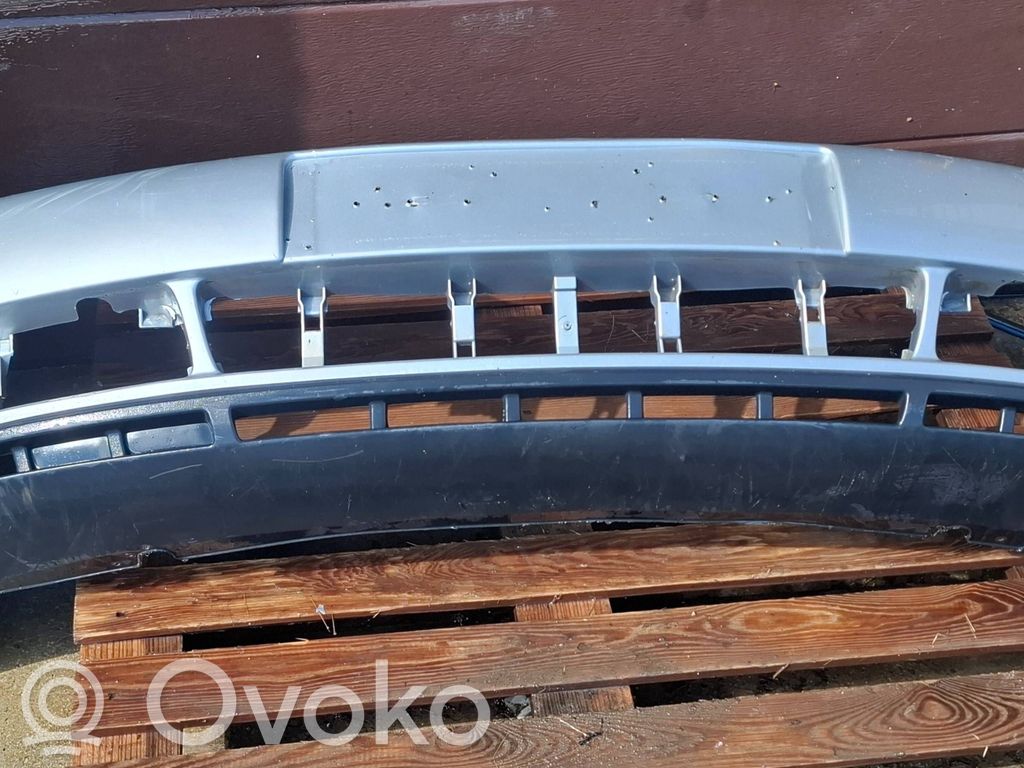 Audi A4 S4 B5 8D Priekinis bamperis 
