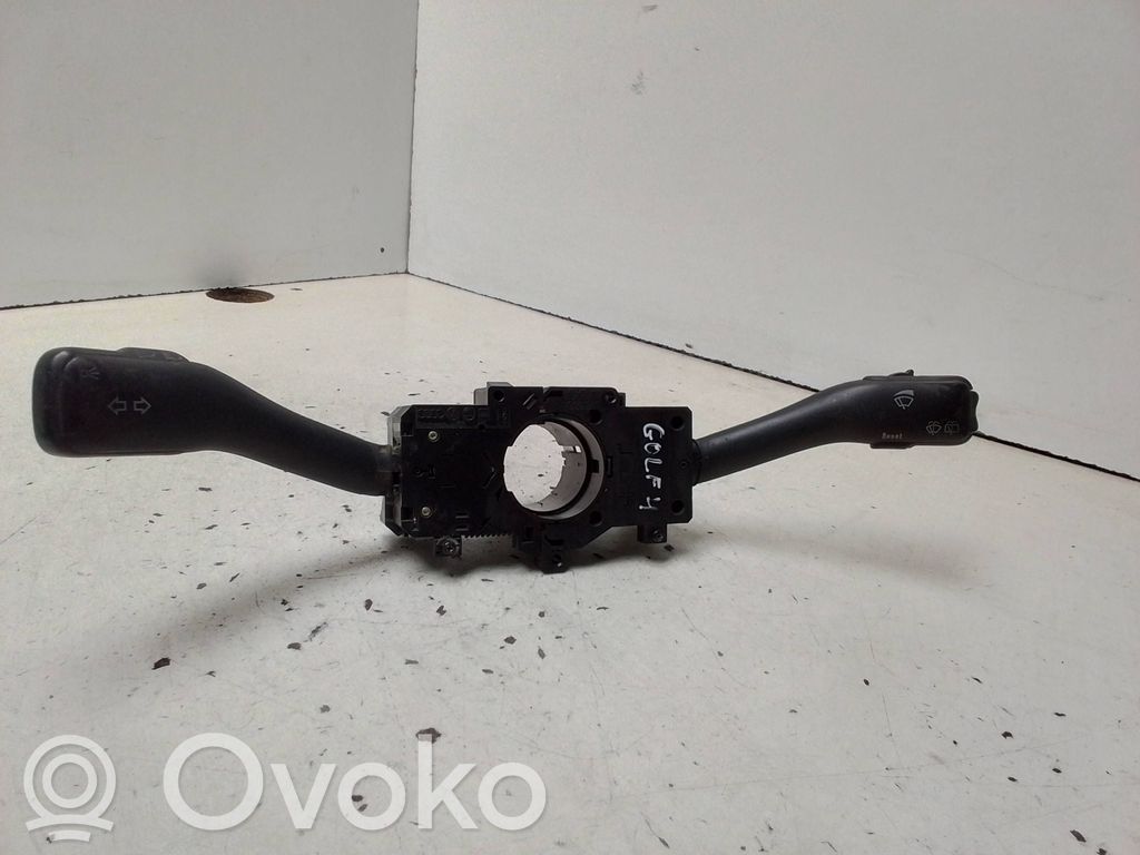 Volkswagen Golf IV Rankenėlių komplektas 