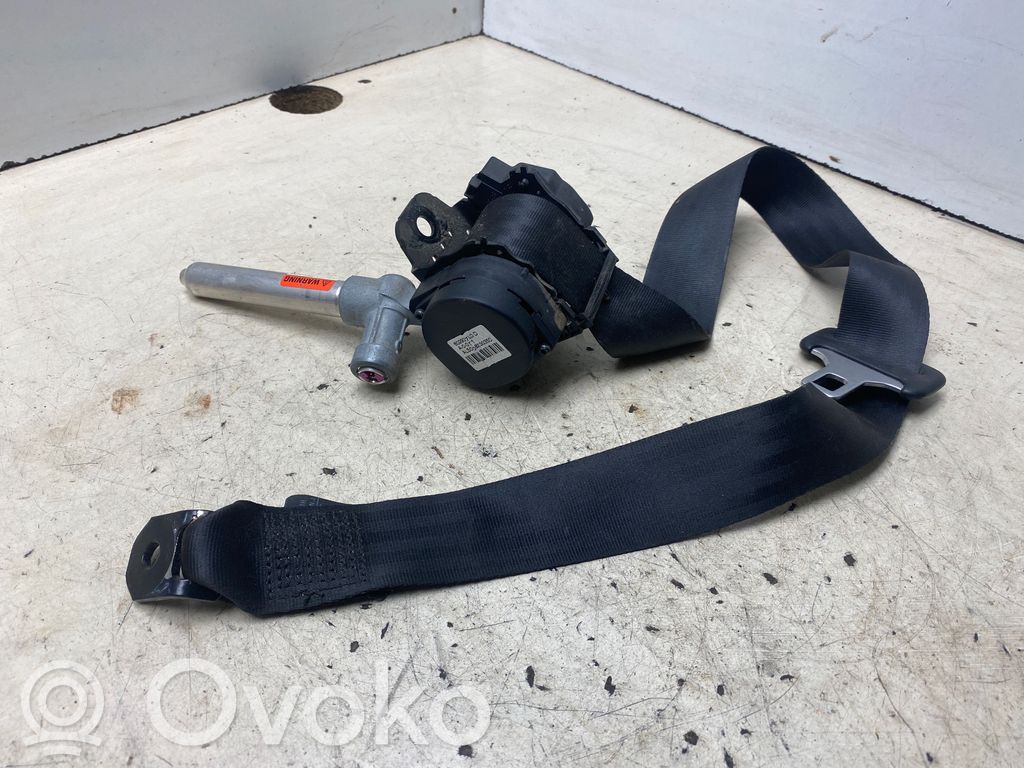 Volvo V50 Cinturón trasero 