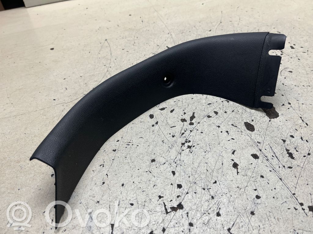 BMW 1 E81 E87 Tailgate/trunk side cover trim 