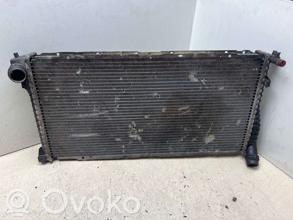 BMW 5 E39 Coolant radiator 