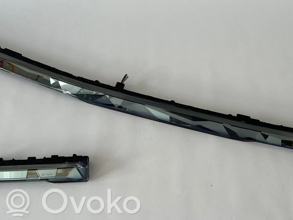 BMW 7 G70 Dashboard trim 