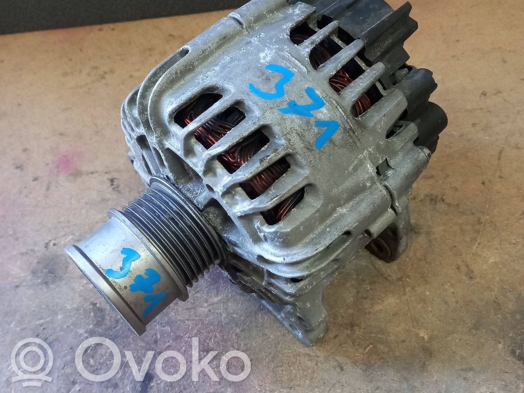 Alternador   04E903015,14V110A0918
