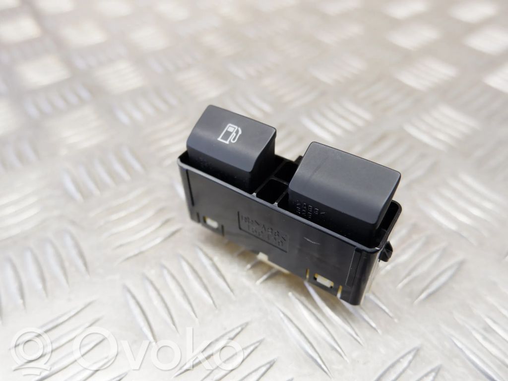 Lexus UX Fuel tank opening switch 