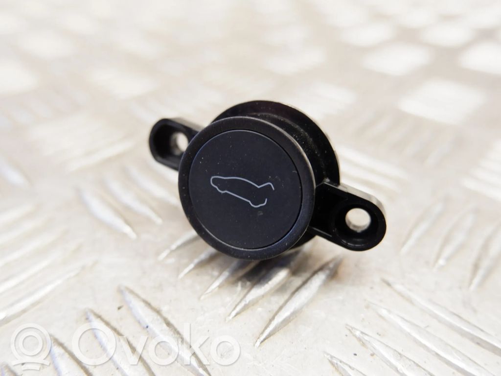 Tesla Model 3 Tailgate opening switch 