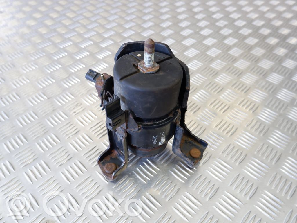 Lexus RX 330 - 350 - 400H Engine mount bracket 