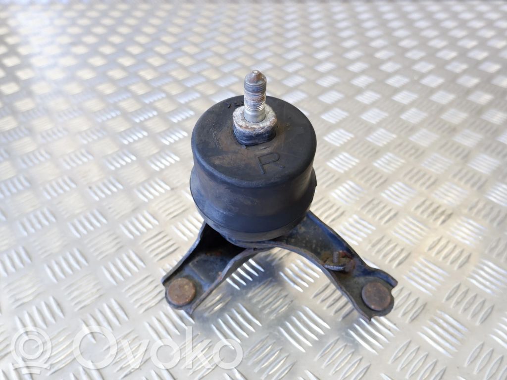 Lexus RX 450H Engine mount bracket 