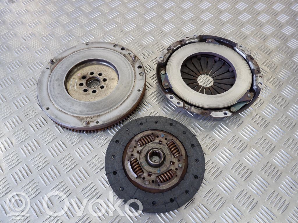 Toyota Corolla Verso AR10 Sankabos komplektas 