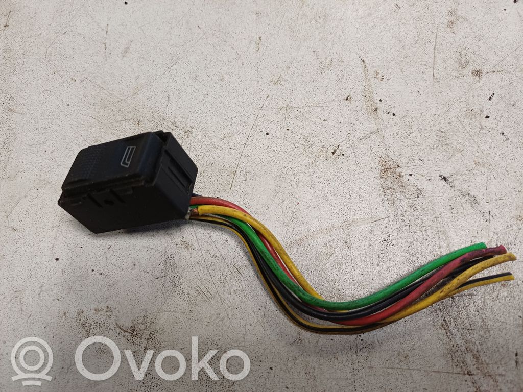 Audi A6 S6 C4 4A Electric window control switch 