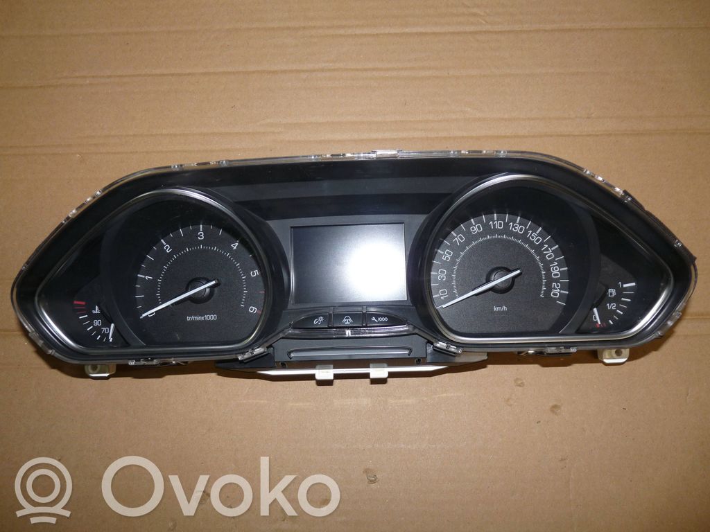 Peugeot 2008 I Speedometer (instrument cluster) 