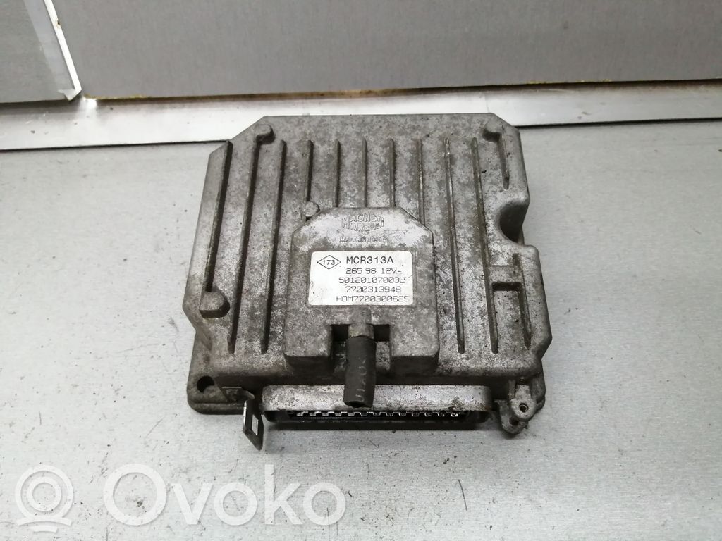Renault Master I Engine control unit/module 