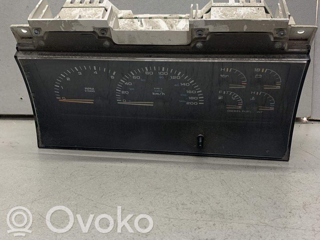 Chrysler Voyager Speedometer (instrument cluster) 