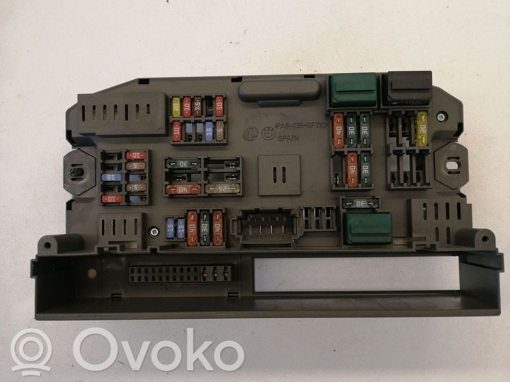 BMW X5 E70 Fuse module 