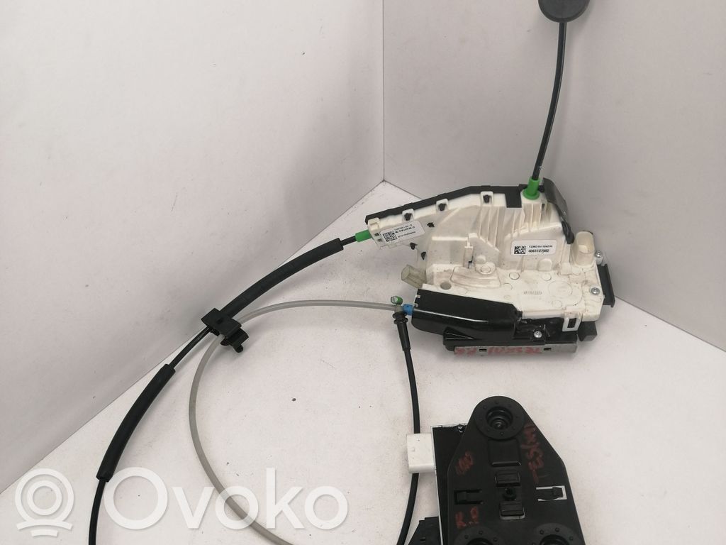 Tesla Model X Etuoven lukko 