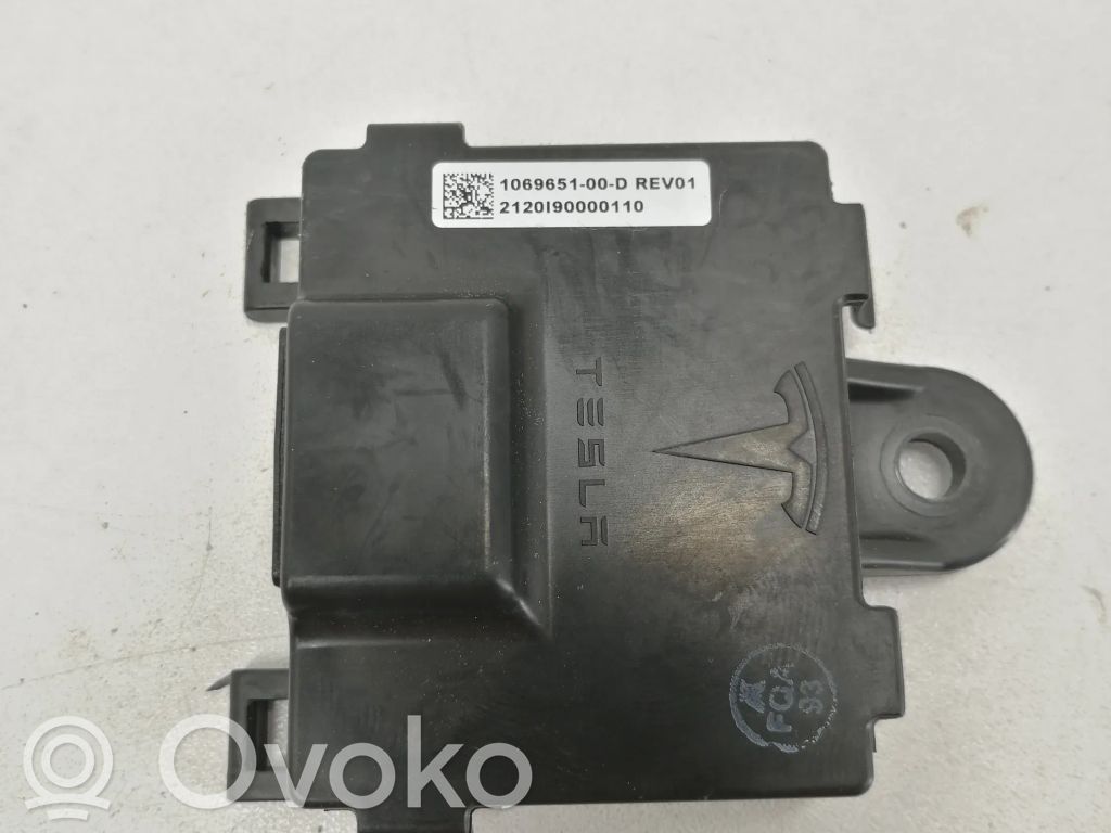 Tesla Model S Door control unit/module 
