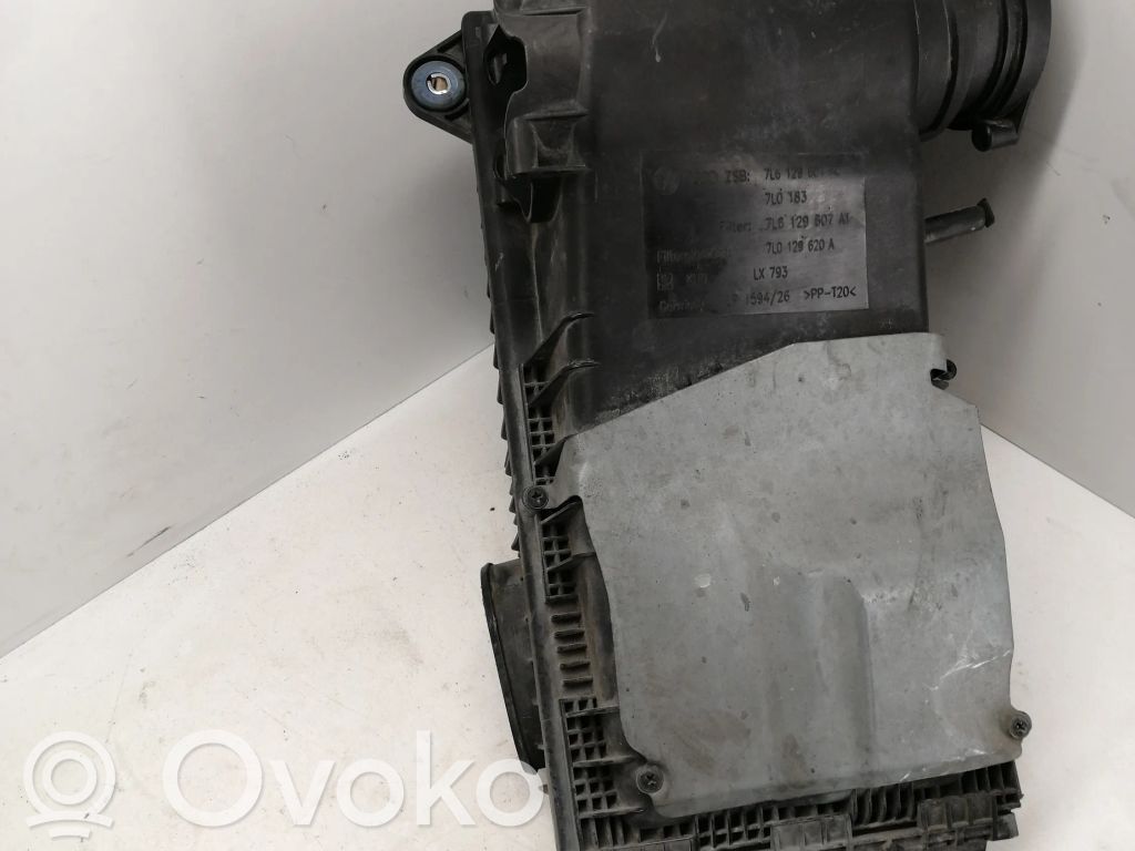 Air filter box   7L6129601AC